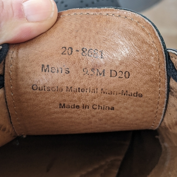 Johnston & Murphy Leather Black Cap Toe Shoes Size 9.5 - Picture 8 of 10